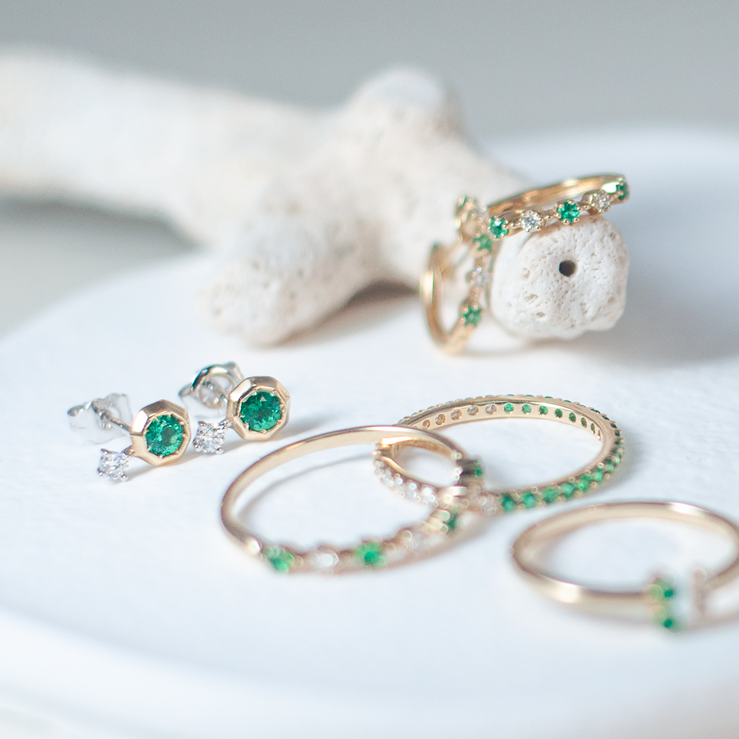 Mori emerald diamond studs